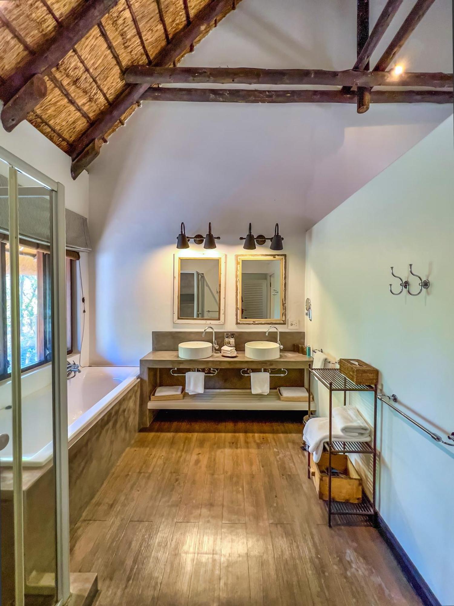 Mushara Lodge Намутони Номер фото